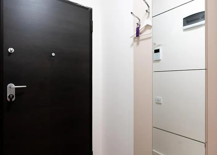 Soni Exclusive 336 Plaza With Private Parking & Self Check-in 公寓 *