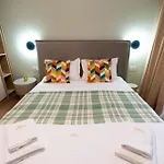 Soni Exclusive 336 Plaza With Private Parking & Self Check-in アパート ブカレスト