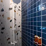 アパート Soni Exclusive 336 Plaza With Private Parking & Self Check-in ブカレスト