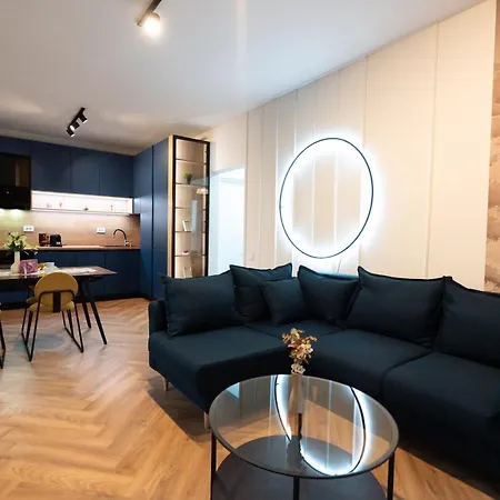 Soni Exclusive 336 Plaza With Private Parking & Self Check-in Boekarest