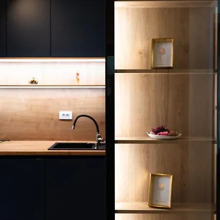 Soni Exclusive 336 Plaza With Private Parking & Self Check-in Apartmán
