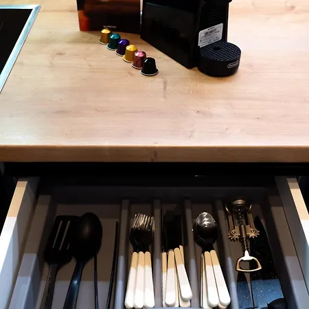 Soni Exclusive 336 Plaza With Private Parking & Self Check-in Appartement *