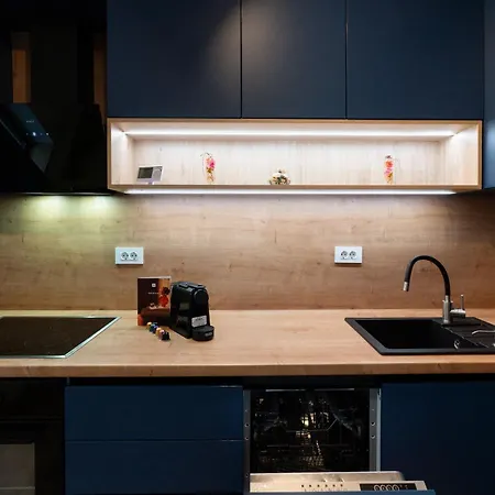 Apartment Soni Exclusive 336 Plaza With Private Parking & Self Check-in