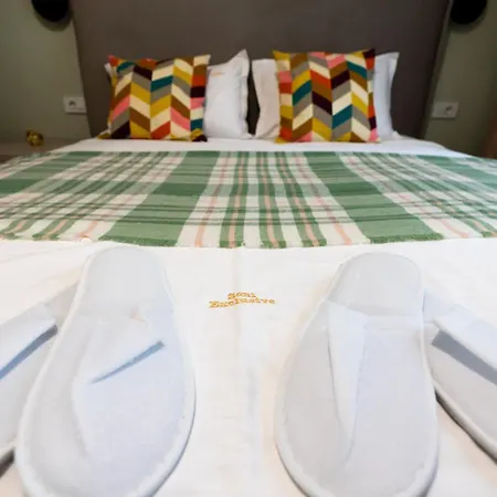 Soni Exclusive 336 Plaza With Private Parking & Self Check-in *