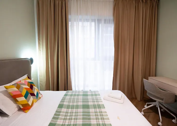 Soni Exclusive 336 Plaza With Private Parking & Self Check-in Apartamento *