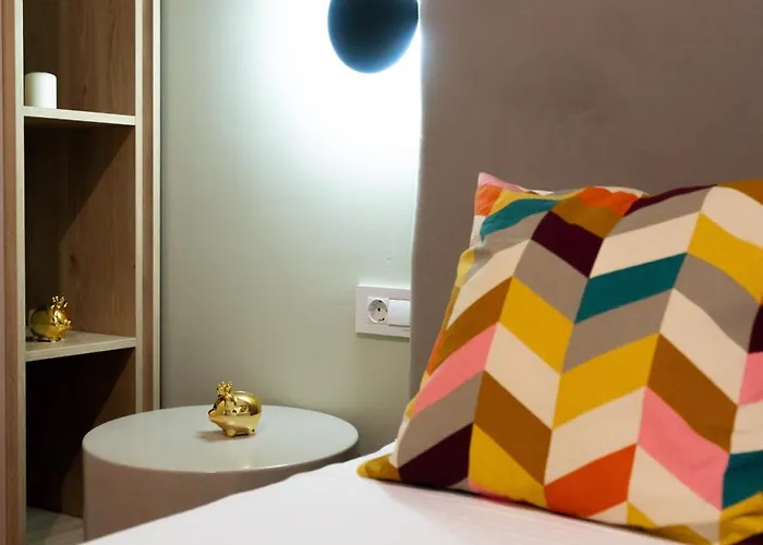 Soni Exclusive 336 Plaza With Private Parking & Self Check-in *