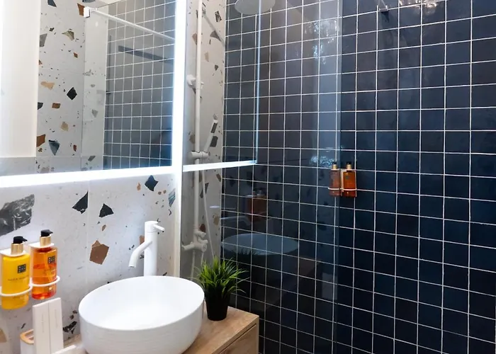 Soni Exclusive 336 Plaza With Private Parking & Self Check-in Апартаменти Бухарест